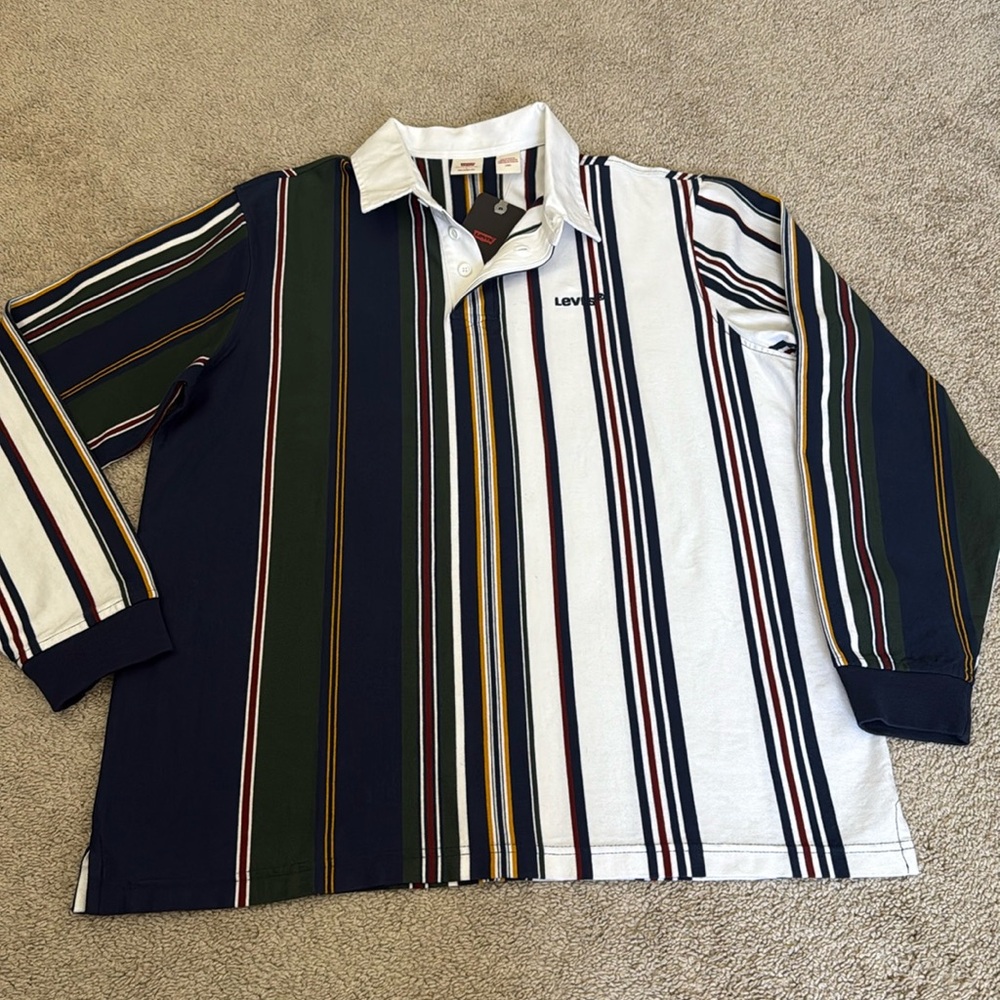 Levi’s Tee